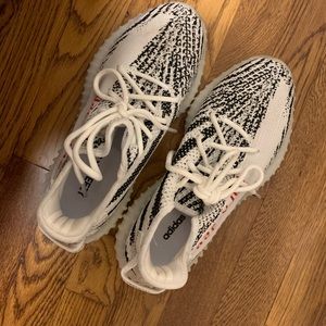 Yeezy Boost 350 V2 Zebra